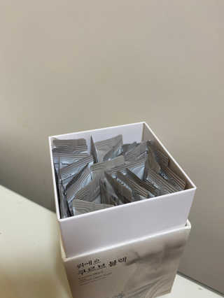 [하우투잇] 뤼에르 쿠르브 블랙 10ml x 30포 총 300ml — 4.5점을 준 리뷰어가 2020년 3월 올린 사용 사진