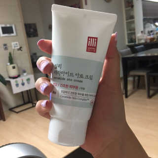 일리윤 세라마이드 아토 집중 크림 — 4.33점을 준 리뷰어가 2017년 6월 올린 사용 사진
