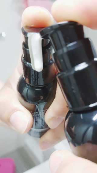 뷰오케이 욕실 화장실 셀프 물때제거 코팅제,리무버 50ml — 5점을 준 리뷰어가 2019년 5월 올린 사용 사진