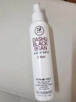 다슈코리아 다슈 포 맨 프리미엄 메가 홀드 슈퍼 스프레이 250ml — 3.17점을 준 리뷰어가 2018년 9월 올린 사용 사진