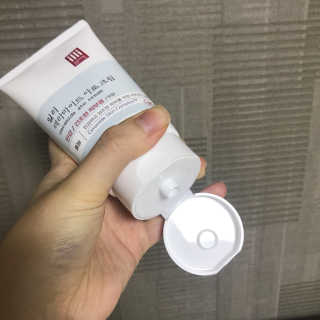 일리윤 세라마이드 아토 집중 크림 — 5점을 준 리뷰어가 2017년 6월 올린 사용 사진