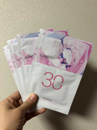 라모수 리프팅 업 30 마스크_10회분 — 4점을 준 리뷰어가 2019년 3월 올린 사용 사진