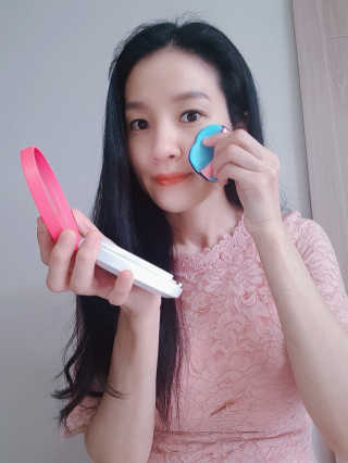 아미니 아쿠아 프로텍터 선쿠션 — 5점을 준 리뷰어가 2019년 4월 올린 사용 사진