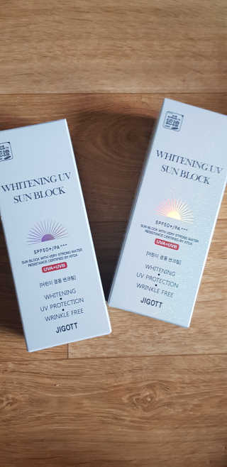 지고트 화이트닝 유브이 썬블럭 크림 70ml,1+1 — 1점을 준 리뷰어가 2019년 7월 올린 사용 사진