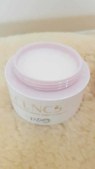 CLNC5 워터 멜트 체인징 클렌저 — 3점을 준 리뷰어가 2018년 8월 올린 사용 사진