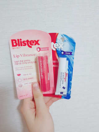 블리스텍스 립 릴리프 크림 립밤, 립 바이브런스 립밤 — 5점을 준 리뷰어가 2018년 11월 올린 사용 사진