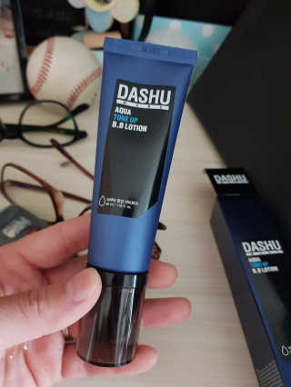 다슈코리아 다슈 맨즈 톤 업 비비로션 40ml — 5점을 준 리뷰어가 2018년 6월 올린 사용 사진