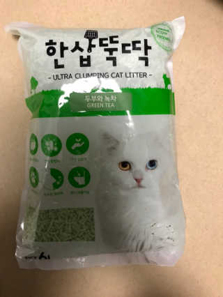 [펫토리아] BEST 고양이두부모래 6L 한삽뚝딱 — 5점을 준 리뷰어가 2019년 1월 올린 사용 사진