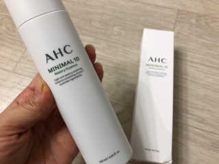 AHC 에이 에이치 씨 미니멀 10 워터리 에센스 — 4점을 준 리뷰어가 2018년 12월 올린 사용 사진