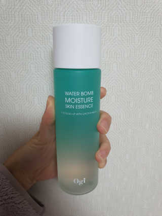 오지아이 워터 밤 모이스처 스킨 에센스 180ml — 4점을 준 리뷰어가 2020년 1월 올린 사용 사진