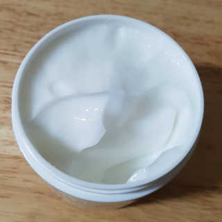 지고트 비타솔루션12 브라이트닝 앰플 크림 100ml — 3.5점을 준 리뷰어가 2019년 6월 올린 사용 사진
