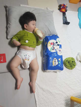 보솜이 베이비케어 팬티형 기저귀 — 3점을 준 리뷰어가 2019년 3월 올린 사용 사진