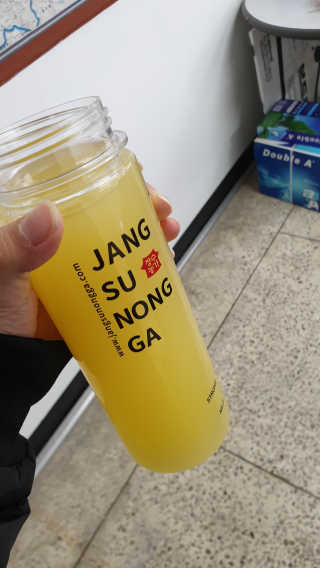 장수농가 리얼깔라만시 원샷 50ml 10팩+보틀 — 5점을 준 리뷰어가 2019년 4월 올린 사용 사진