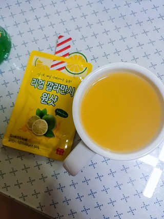 장수농가 리얼깔라만시 원샷 50ml 10팩+보틀 — 5점을 준 리뷰어가 2019년 4월 올린 사용 사진