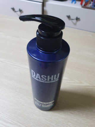 다슈코리아 다슈 데일리 단백질 한방 두피 골드 샴푸 500ml — 5점을 준 리뷰어가 2020년 1월 올린 사용 사진