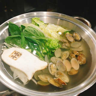 [두툼갈비] 두툼갈비 2인분 + 매콤치즈버섯 set — 4.83점을 준 리뷰어가 2018년 9월 올린 사용 사진