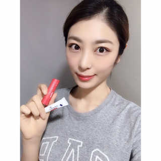 블리스텍스 립 릴리프 크림 립밤, 립 바이브런스 립밤 — 5점을 준 리뷰어가 2018년 11월 올린 사용 사진