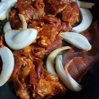 미티스트 더 맛있는 소담 소불고기 + 도담 돼지 불고기 — 3점을 준 리뷰어가 2019년 3월 올린 사용 사진