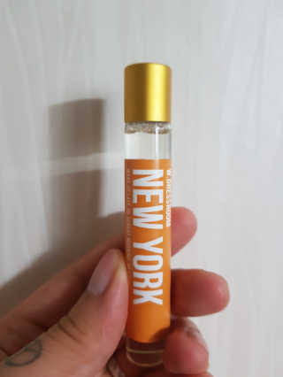 더블유드레스룸 롤 온 퍼퓸EDT 10ml — 4점을 준 리뷰어가 2018년 10월 올린 사용 사진