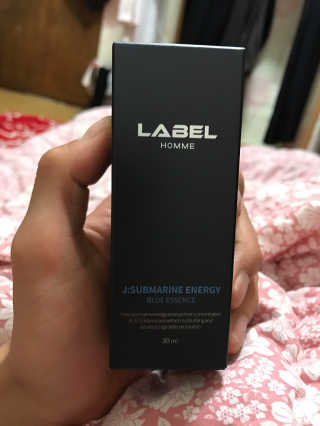 레이블옴므-labelhomme 제이 서브마린 에너지 블루 에센스 — 4점을 준 리뷰어가 2017년 2월 올린 사용 사진