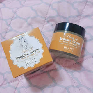 지고트 마유 모이스처 크림 70ml — 4점을 준 리뷰어가 2019년 5월 올린 사용 사진
