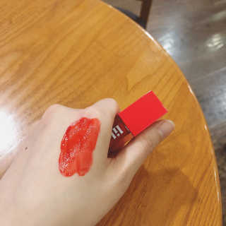 릴리바이레드 쥬시라이어 워터틴트 02 체리 크러쉬인 척 — 5점을 준 리뷰어가 2020년 3월 올린 사용 사진