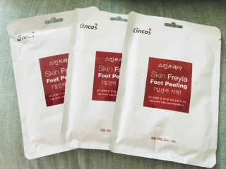 OMYLIFE Skin Freyia Foot Peeling — 4.83점을 준 리뷰어가 2018년 6월 올린 사용 사진
