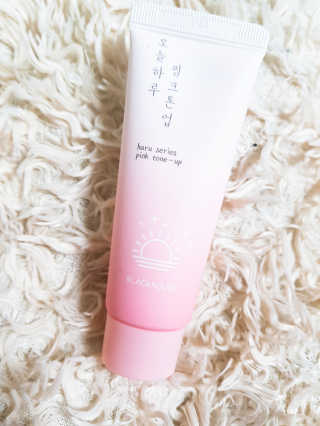 [블랙루즈] 핑크 톤업 크림 — 4점을 준 리뷰어가 2019년 3월 올린 사용 사진