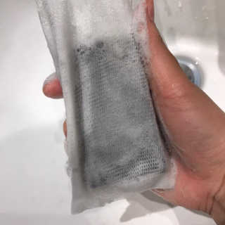 the naked object 블랙 디톡스 바 클렌저 — 5점을 준 리뷰어가 2019년 2월 올린 사용 사진