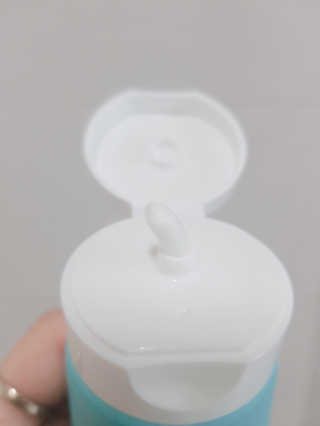 매너릭 올인원 딥클렌징폼 앤 쉐이빙 — 4.5점을 준 리뷰어가 2020년 1월 올린 사용 사진