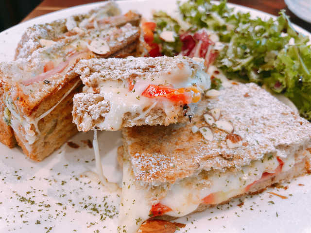 [블레싱하우스] 모짜렐라바질토마토파니니+명란파스타 리뷰 사진