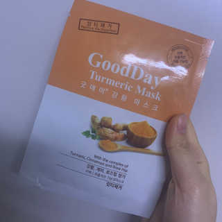 GoodDay Skincare GoodDay 강황 마스크 — 5점을 준 리뷰어가 2020년 3월 올린 사용 사진