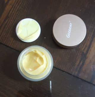 GoodDay Skincare GoodDay 강황 크림 — 4점을 준 리뷰어가 2019년 8월 올린 사용 사진