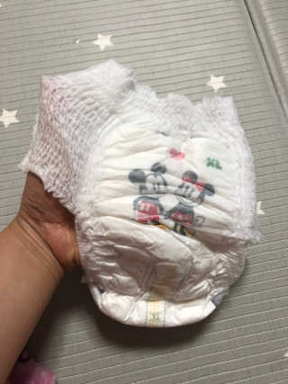 보솜이 베이비케어 팬티형 기저귀 — 5점을 준 리뷰어가 2019년 2월 올린 사용 사진