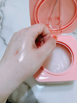메이베나 1일 1팩 뽑아쓰는 마스크팩 — 5점을 준 리뷰어가 2019년 2월 올린 사용 사진