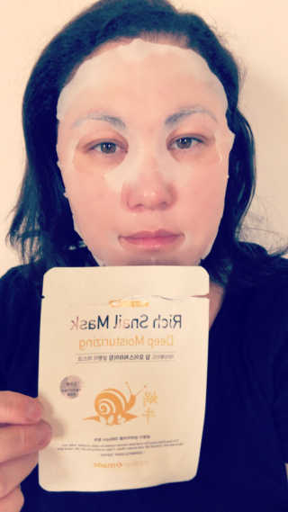 마더메이드 마더 메이드 딥 모이스춰 라이징 리치 스 네일 마스크 10PC — 5점을 준 리뷰어가 2019년 5월 올린 사용 사진