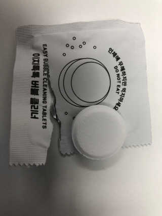 [에코앤드]이지톡톡 버블클리너 1종세척제 — 4점을 준 리뷰어가 2019년 6월 올린 사용 사진