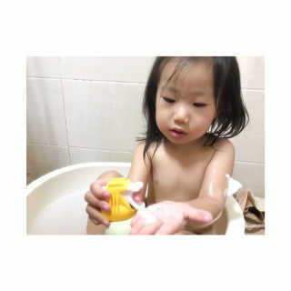 꼬모조이 탱글탱글 구름 콩순이 버블바스 — 5점을 준 리뷰어가 2019년 10월 올린 사용 사진