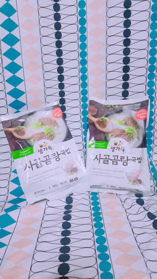 [풀무원] 사골곰탕국밥 황태해장국밥 — 4.5점을 준 리뷰어가 2018년 6월 올린 사용 사진