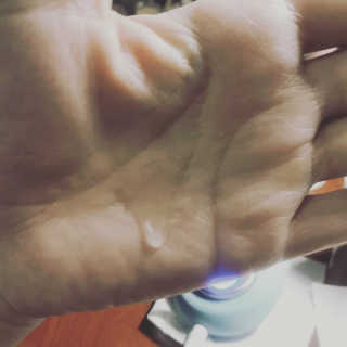 오지아이 워터 밤 모이스처 스킨 에센스 180ml — 5점을 준 리뷰어가 2019년 12월 올린 사용 사진