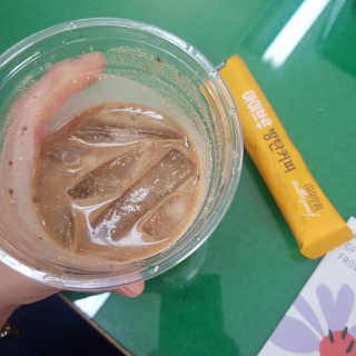 한국맥널티 아이브루 방탄커피 — 3.67점을 준 리뷰어가 2019년 9월 올린 사용 사진