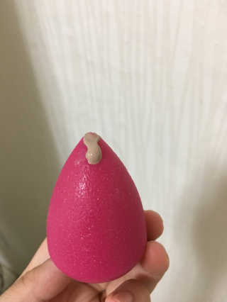 해외열풍 멀티 메이크업 실리콘퍼프 이비블렌더 — 5점을 준 리뷰어가 2018년 7월 올린 사용 사진