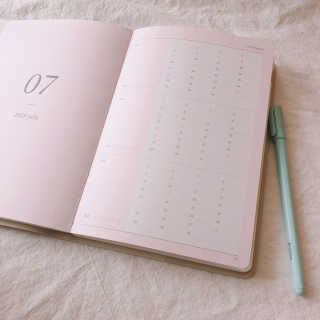 리훈 [날짜형7~12월]2019이야기다이어리 데일리 볼펜셋트 — 4.5점을 준 리뷰어가 2019년 5월 올린 사용 사진