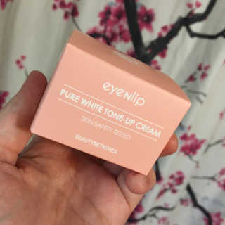 BeautyNetKorea Pure White Tone-Up Cream — 2.83점을 준 리뷰어가 2017년 9월 올린 사용 사진