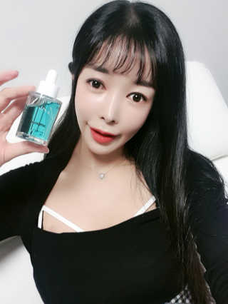 헤이톡 블루 아줄렌 카밍앰플 — 5점을 준 리뷰어가 2020년 1월 올린 사용 사진