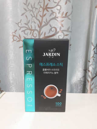 (주)쟈뎅 쟈뎅 에스프레소 스틱 아메리카노 블랙 — 4.5점을 준 리뷰어가 2018년 10월 올린 사용 사진