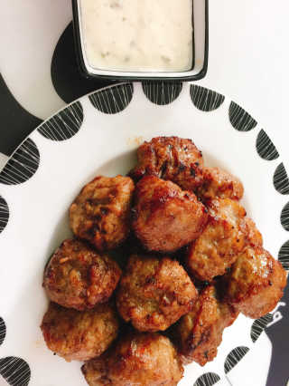 네이처플로우 전주촌놈떡갈비완자450g — 5점을 준 리뷰어가 2018년 10월 올린 사용 사진