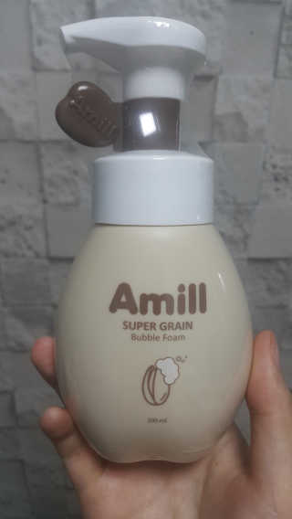 에이밀 슈퍼 그레인 버블 폼 200ml — 4.5점을 준 리뷰어가 2019년 9월 올린 사용 사진