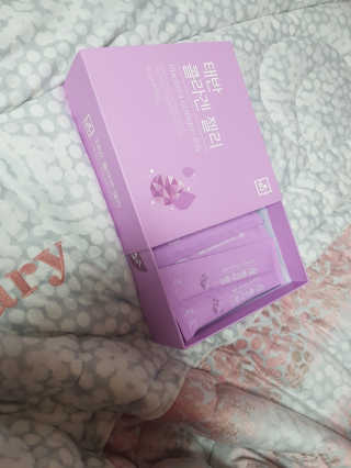 네츄럴굿띵스 태반 콜라겐 젤리 15포 — 4.5점을 준 리뷰어가 2019년 3월 올린 사용 사진