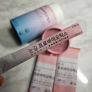 눈길 프로바이오틱스 눈길 콜라겐 프로바이오틱스 — 4.5점을 준 리뷰어가 2019년 11월 올린 사용 사진